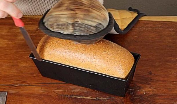 How To Stop Bread Sticking To The Tin
