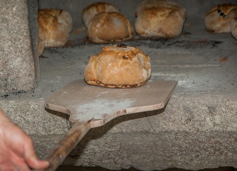 How To Fix Problems With Your Bread Oven