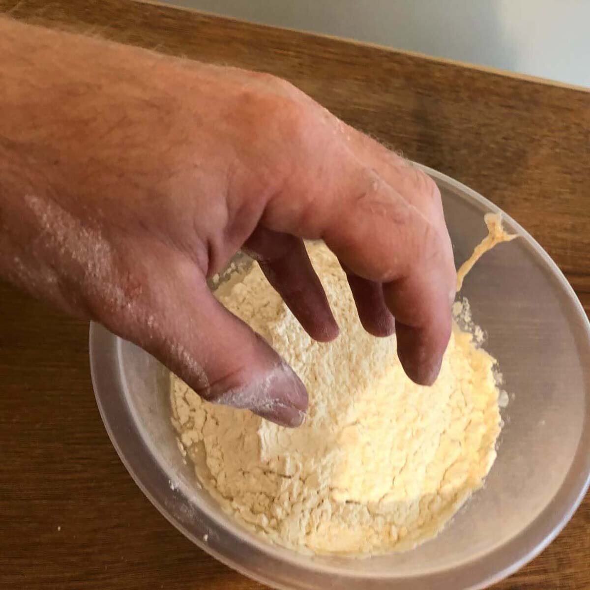 Form the claw posture