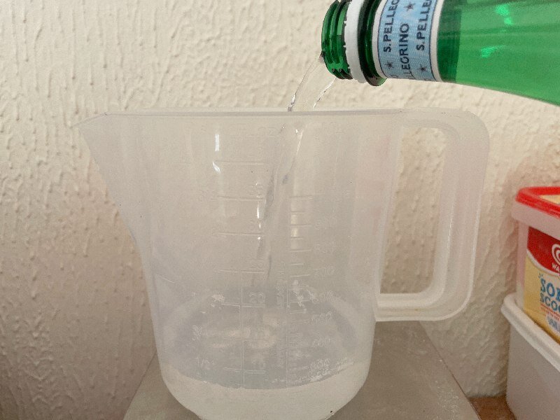 Should I use bottled water to feed my sourdough starter