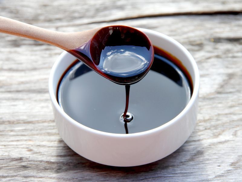 molasses used as a substitute for baking powder